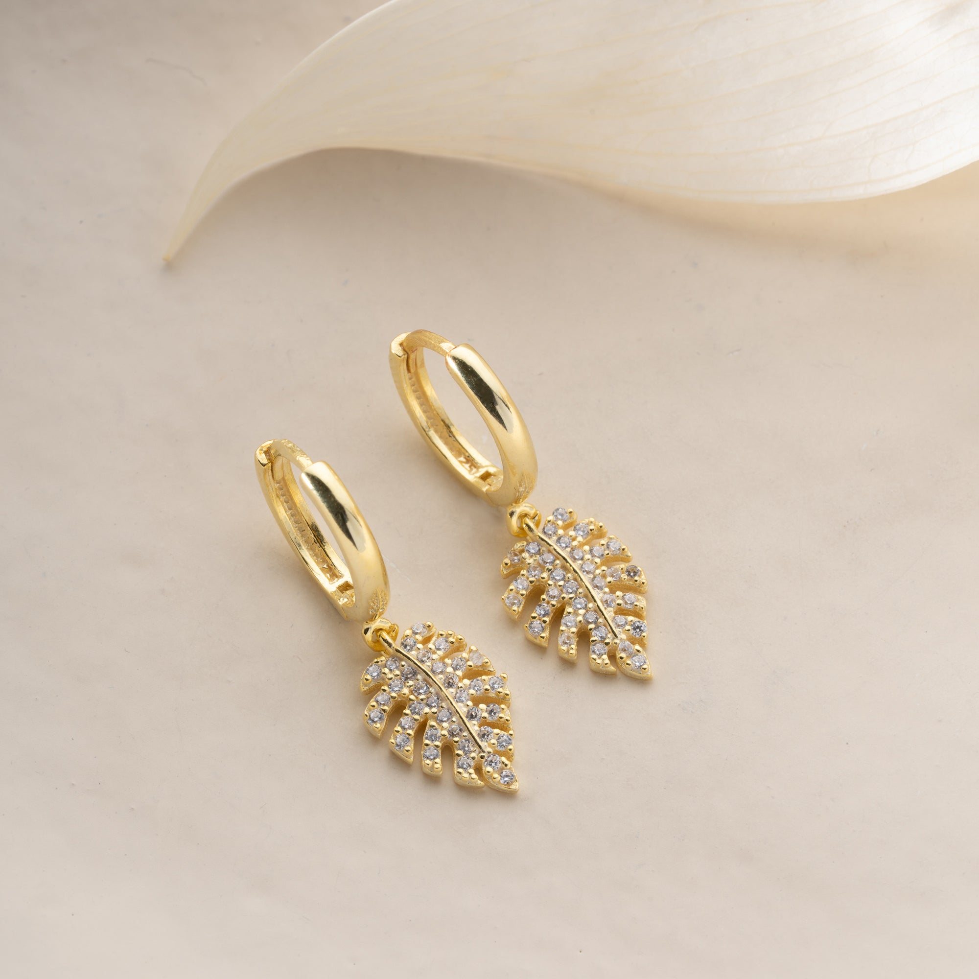 RAGA ÖRHÄNGEN | 925 SILVER