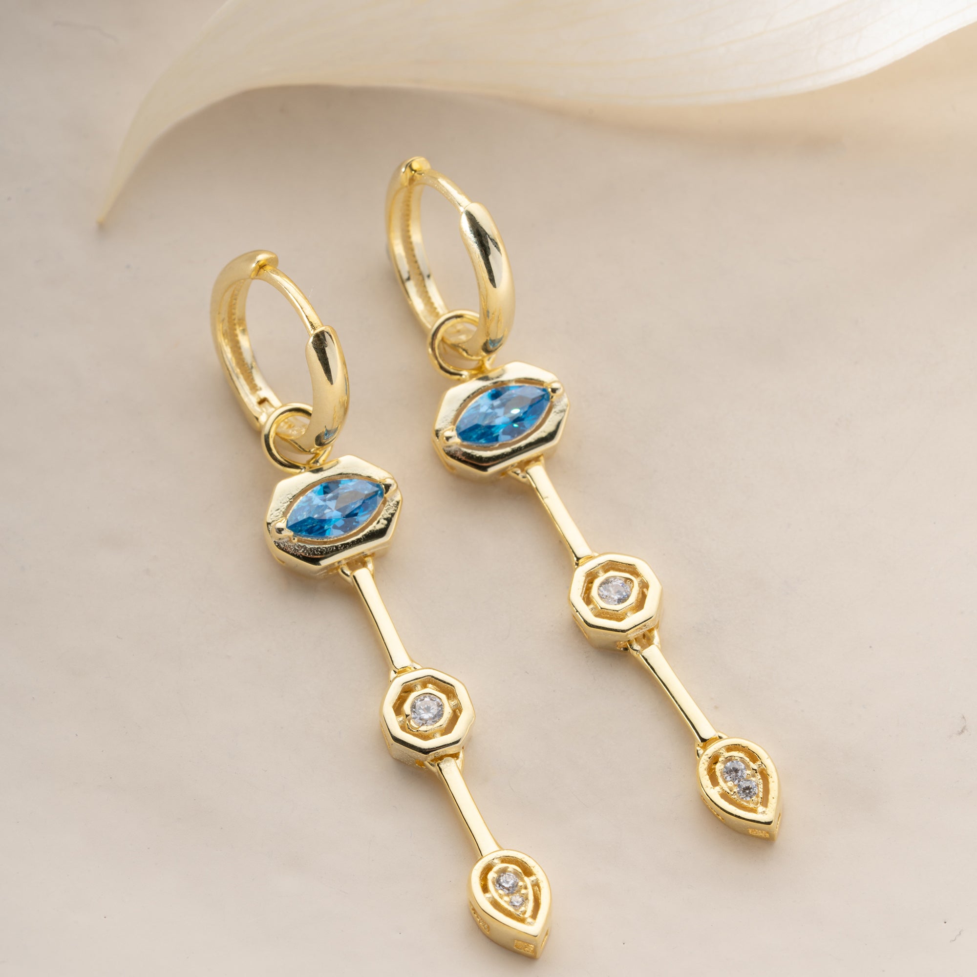 CHLOE ÖRHÄNGEN | 925 SILVER