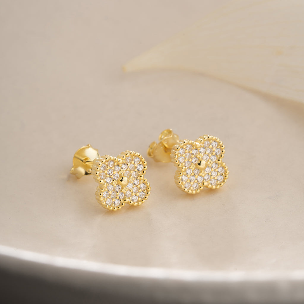 ÖRHÄNGE I ÖRON | 925 SILVER