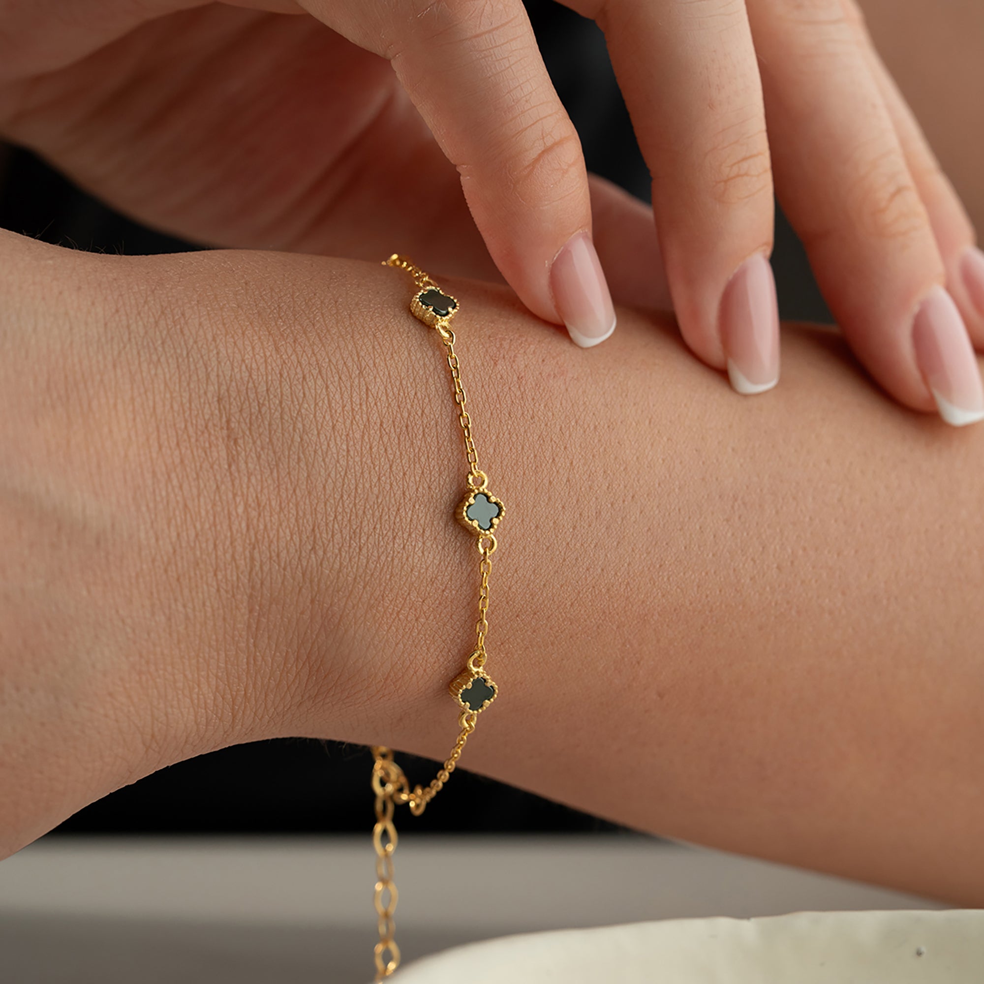 MINIMAL GRÖN KLÖVER ARMBAND | 925 SILVER