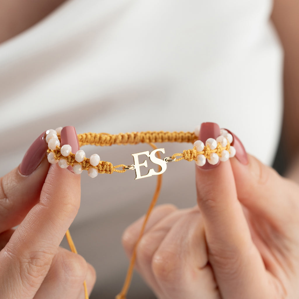 ARMBAND MED VIOLETTA INITIALER | 925 SILVER