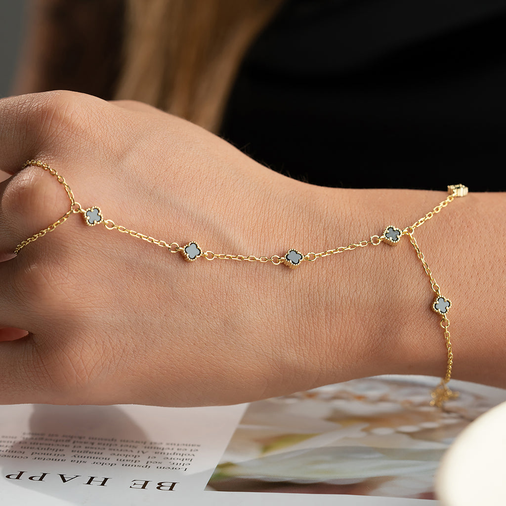 MINI KLÖVER SVART HANDKEDJA | 925 SILVER