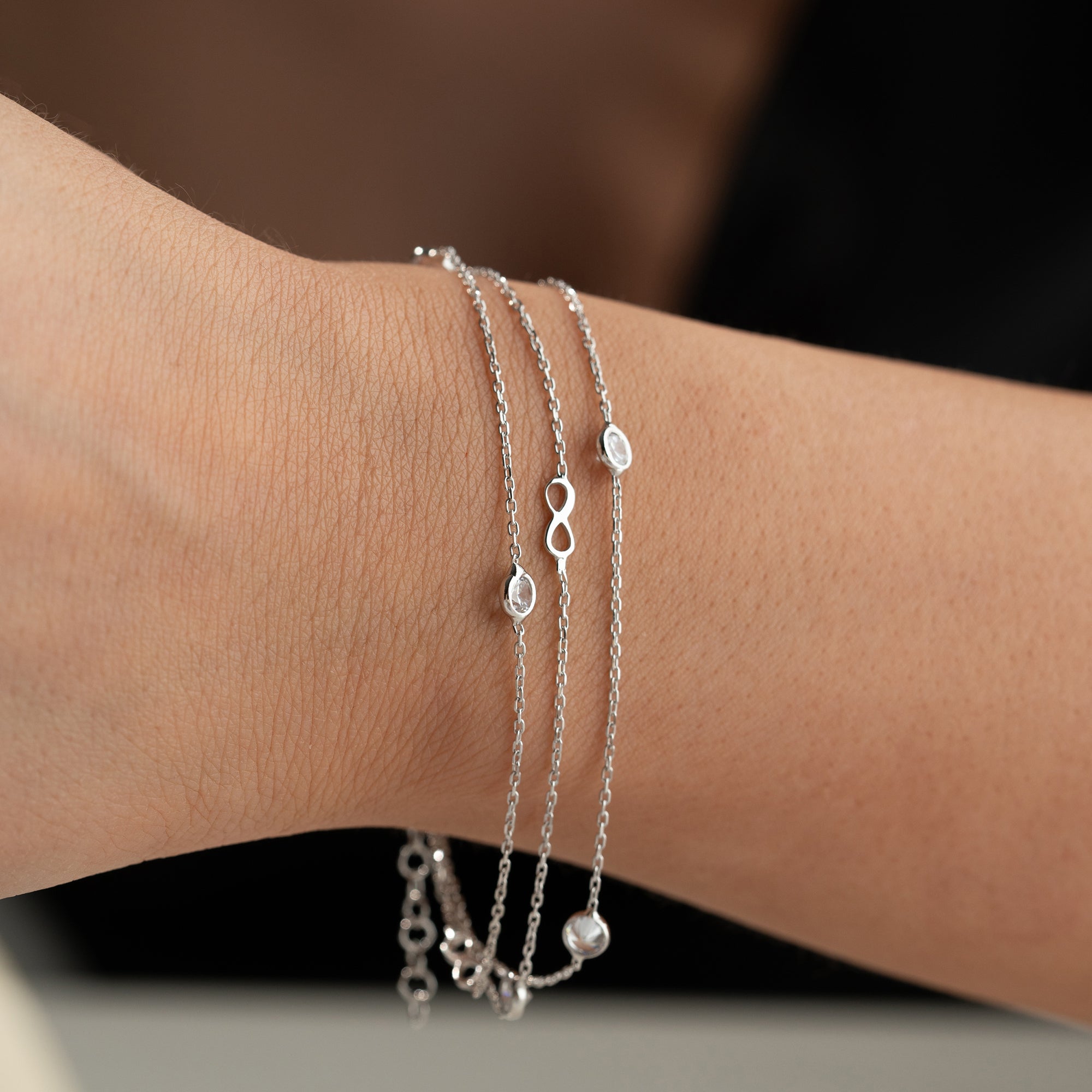ARMBAND MED OÄNDLIGHETSSTEN | 925 SILVER