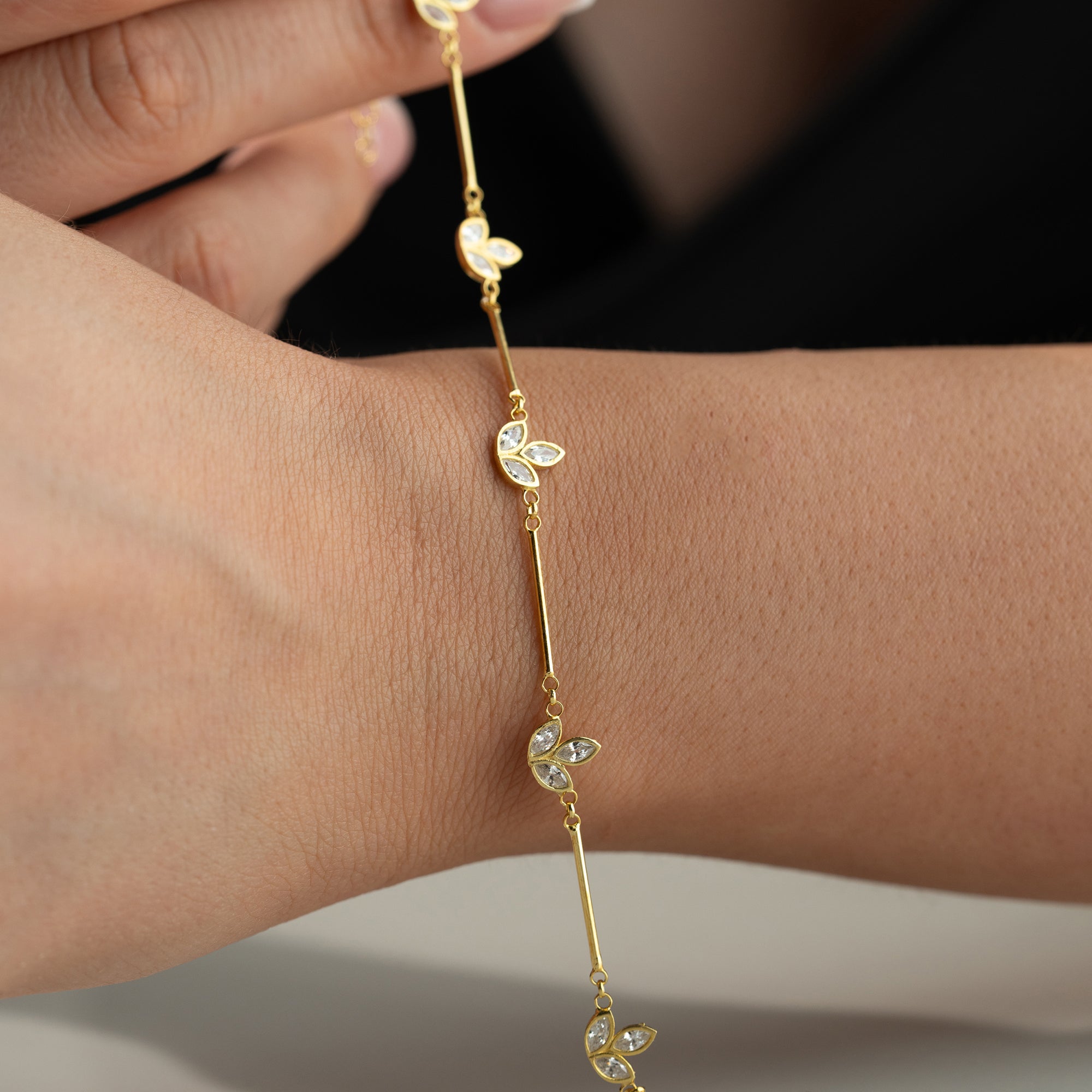 LOTUS NIRA ARMBAND | 925 SILVER