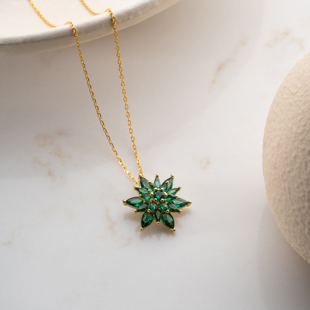 GRÖNT LOTUSHALSBAND | 925 SILVER