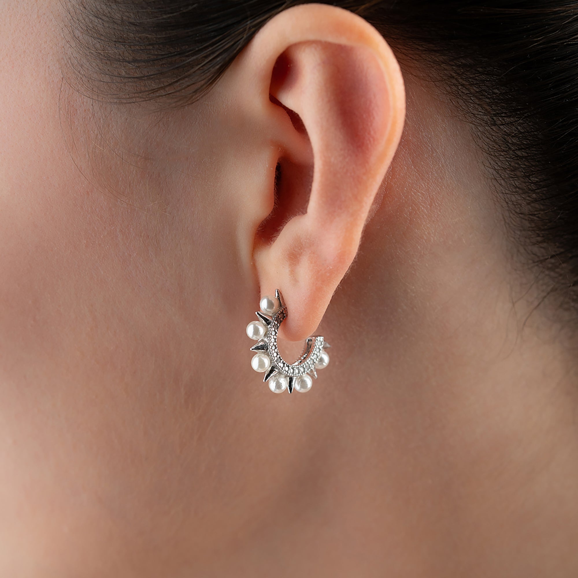 MINA PÄRLÖRHÄNGEN | 925 SILVER