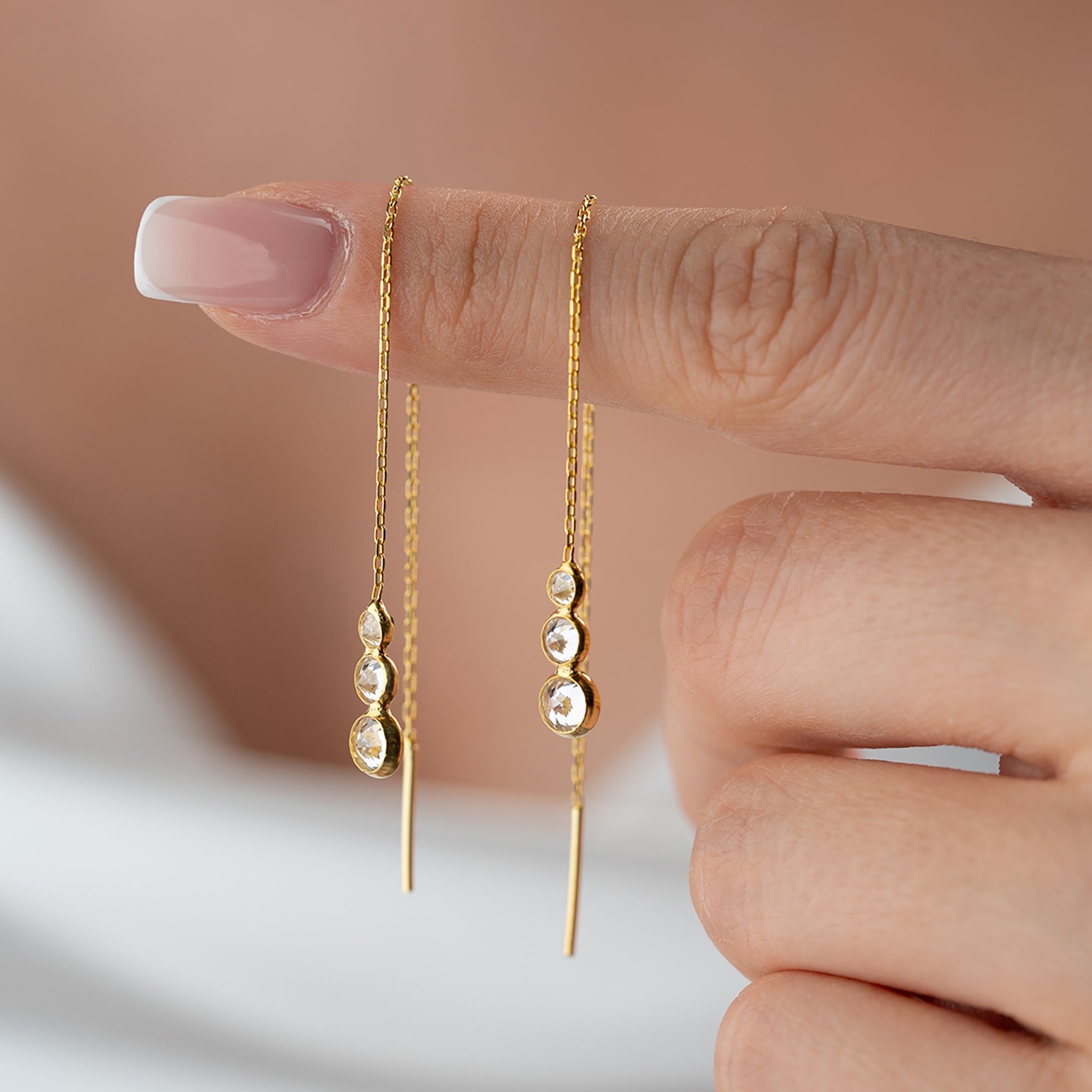 FIONA HÄNGANDE ZIRCONIA ÖRHÄNGA | 925 SILVER