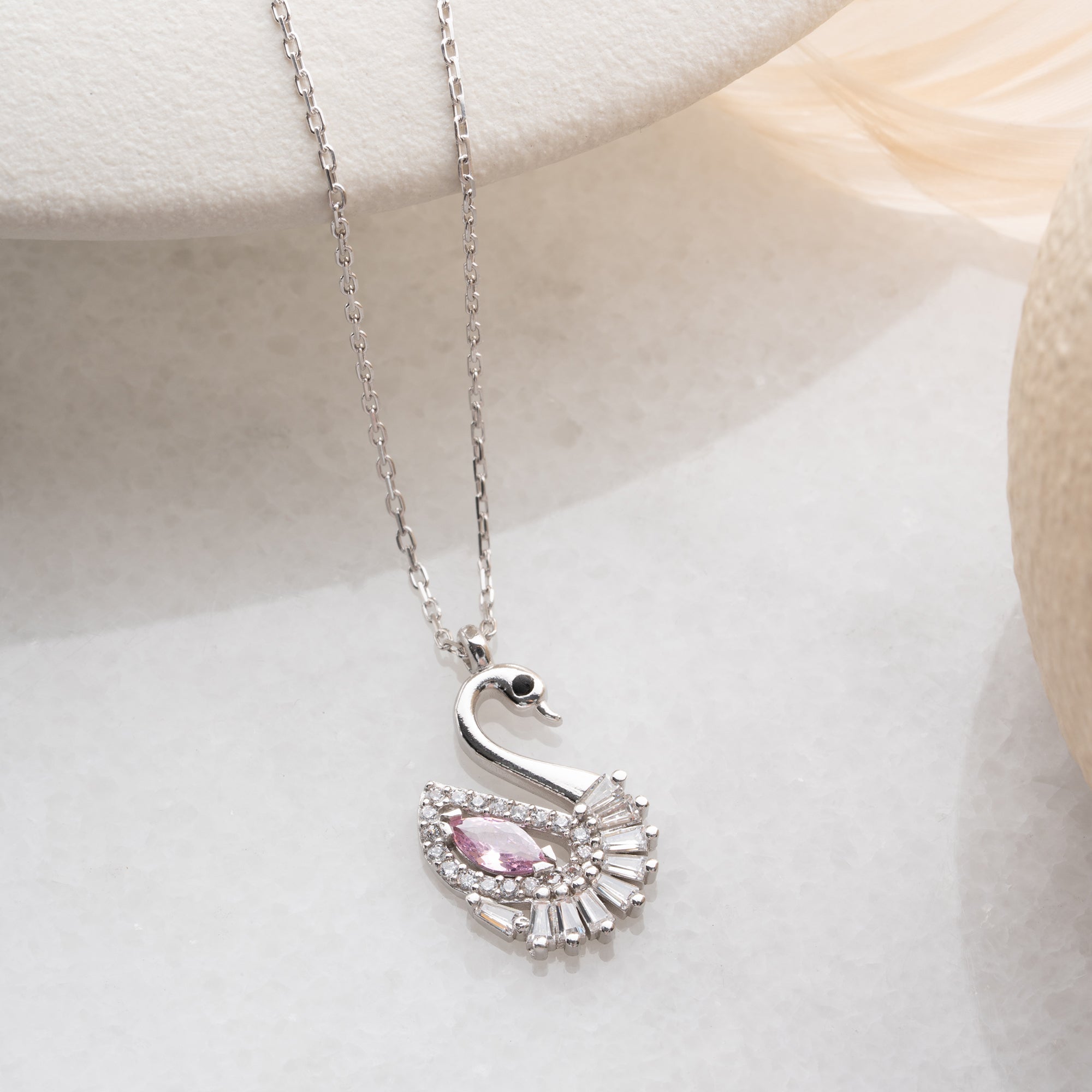 HALSBAND MED SVAN | 925 SILVER