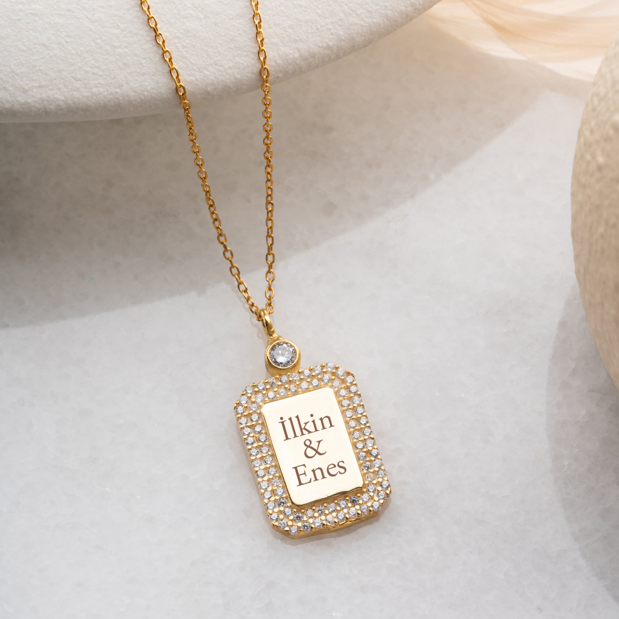 NAMNHALSBAND MED ZIRKONER | 925 SILVER