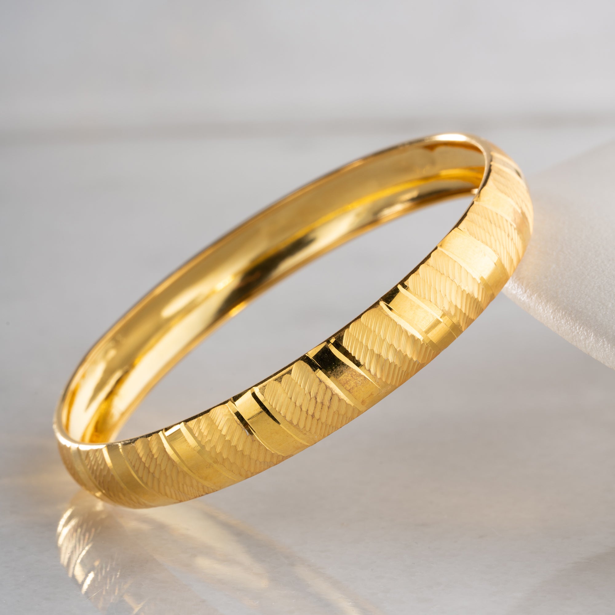 RÄFFLAD ARMRING | 925 SILVER