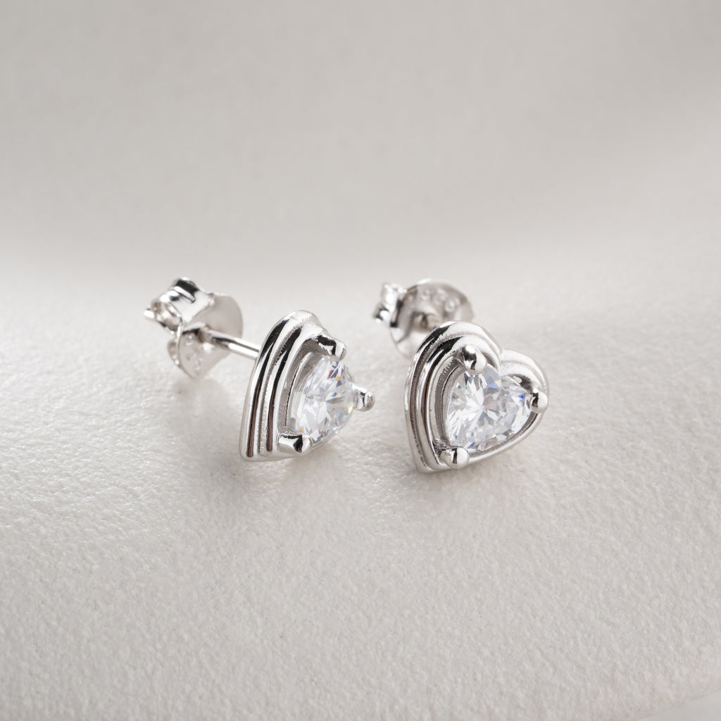 MINIMALISTISKA HJÄRTÖRHÄNGEN | 925 SILVER