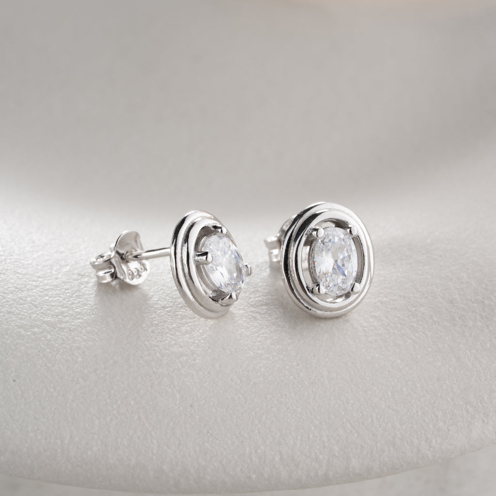 MINIMALISTISKA OVALA ÖRHÄNGEN | 925 SILVER