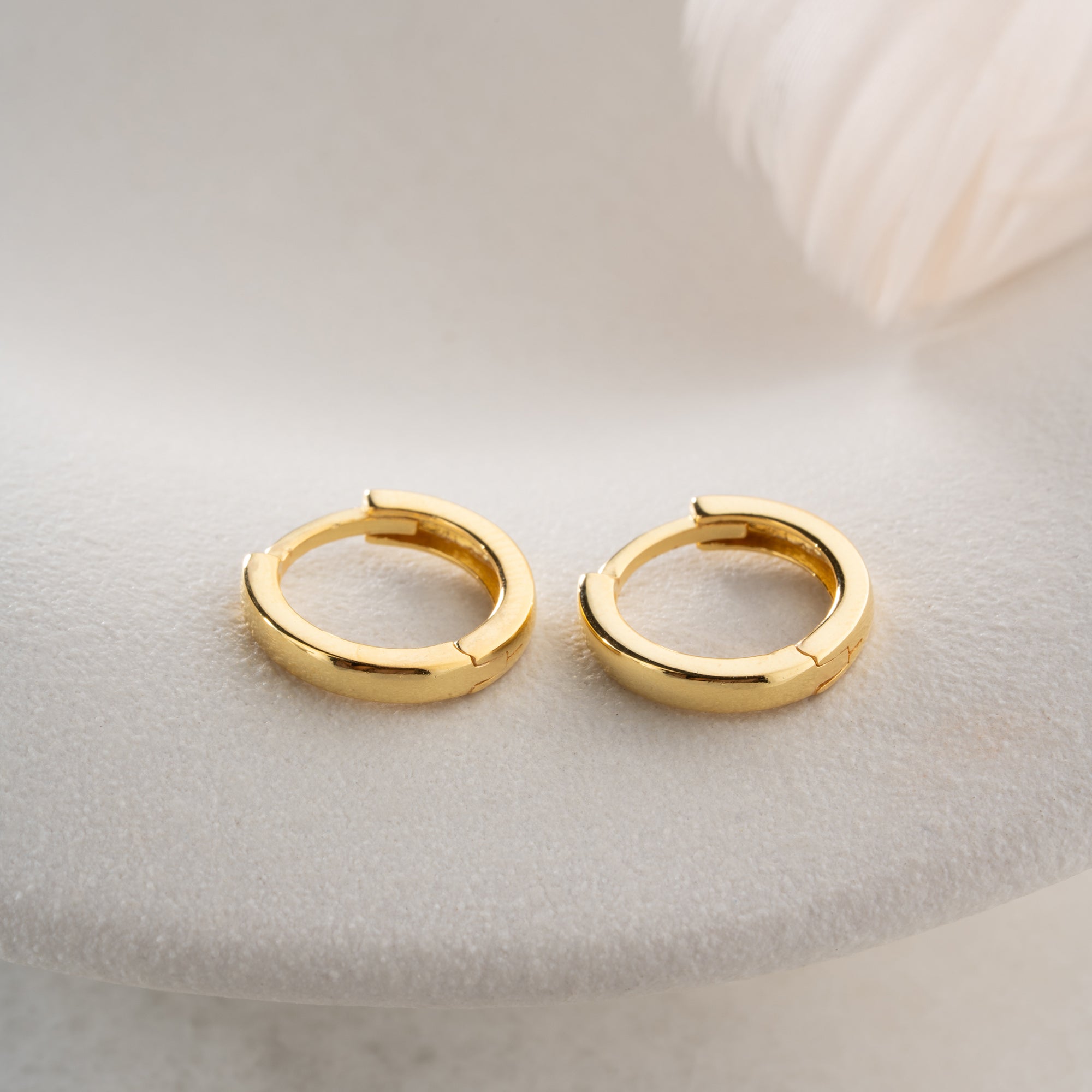 KLASSISKA RINGÖRHÄNGEN | 925 SILVER