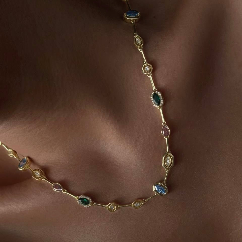 FÄRGRIKT BIJOU KRAGE | 925 SILVER