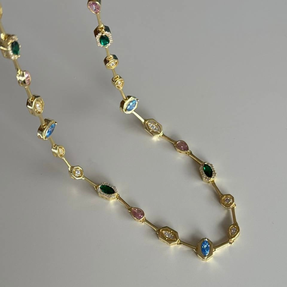 FÄRGRIKT BIJOU KRAGE | 925 SILVER