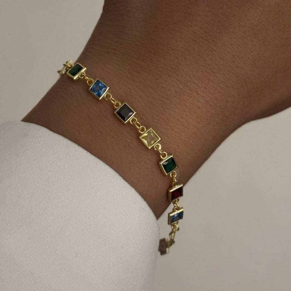 FÄRGRIGT ARMBAND MED KVADRAT STEN | 925 SILVER