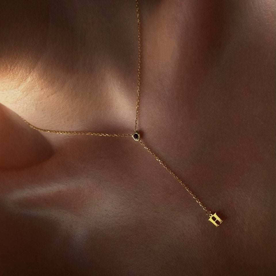 KRAGE MED FÖDELSESTENARI | 925 SILVER