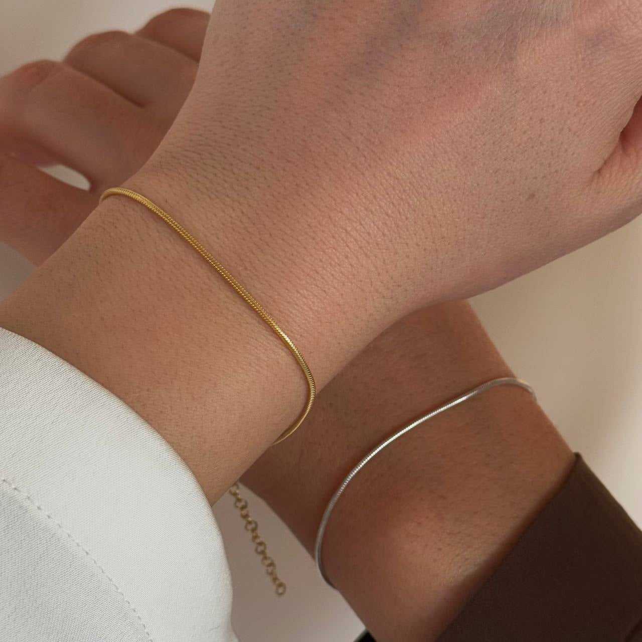 SMART ARMBAND MED ORMSKINN MED BOKSTÄVER PARTNER | 925 SILVER