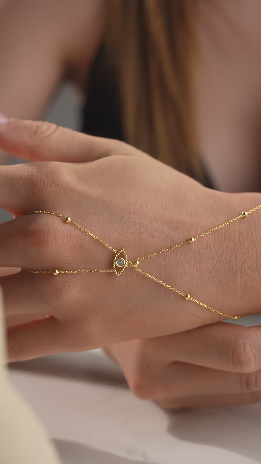 ZIRCONIA EYE HAND KEDJA | 925 SILVER