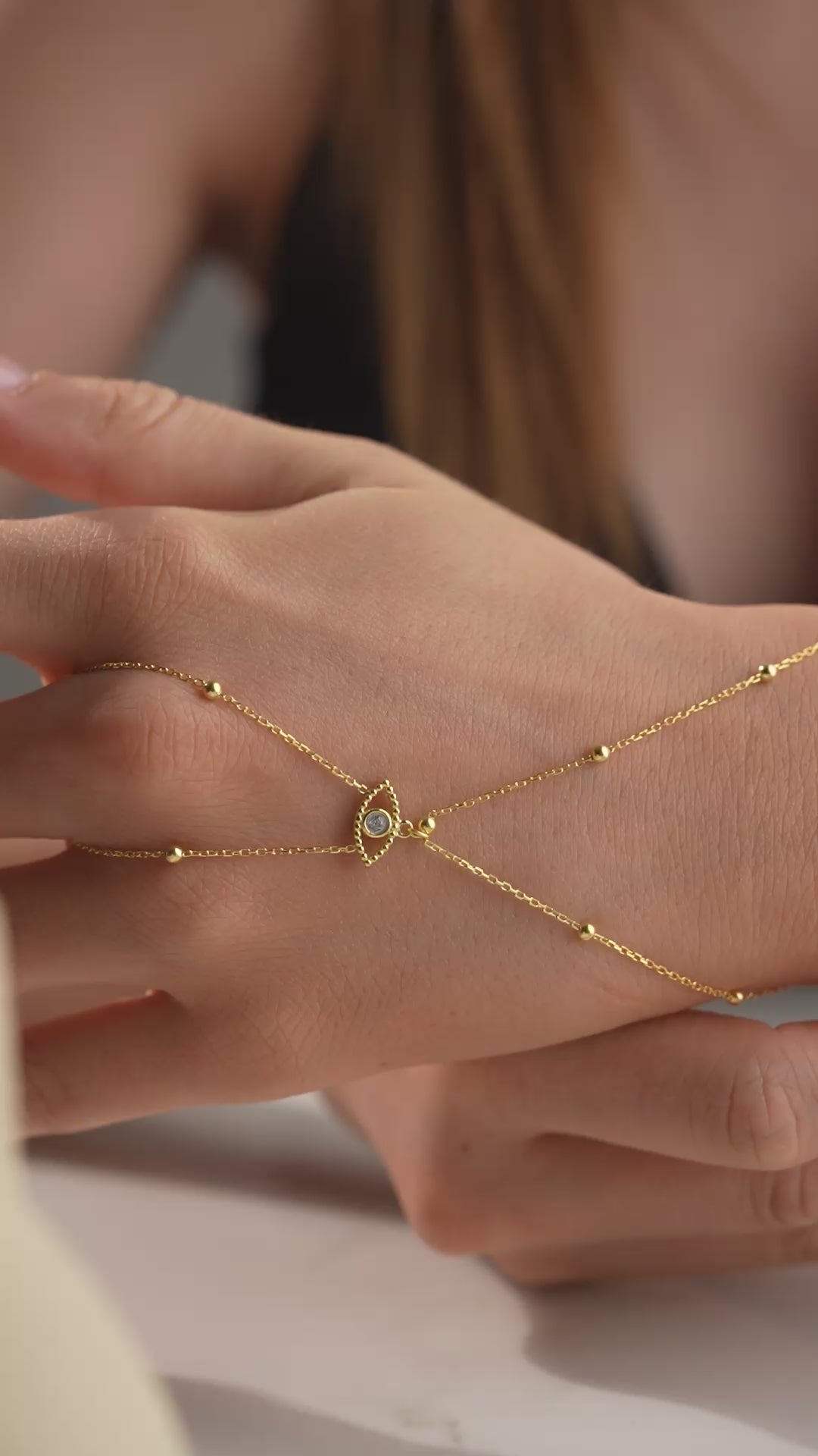 ZIRCONIA EYE HAND KEDJA | 925 SILVER