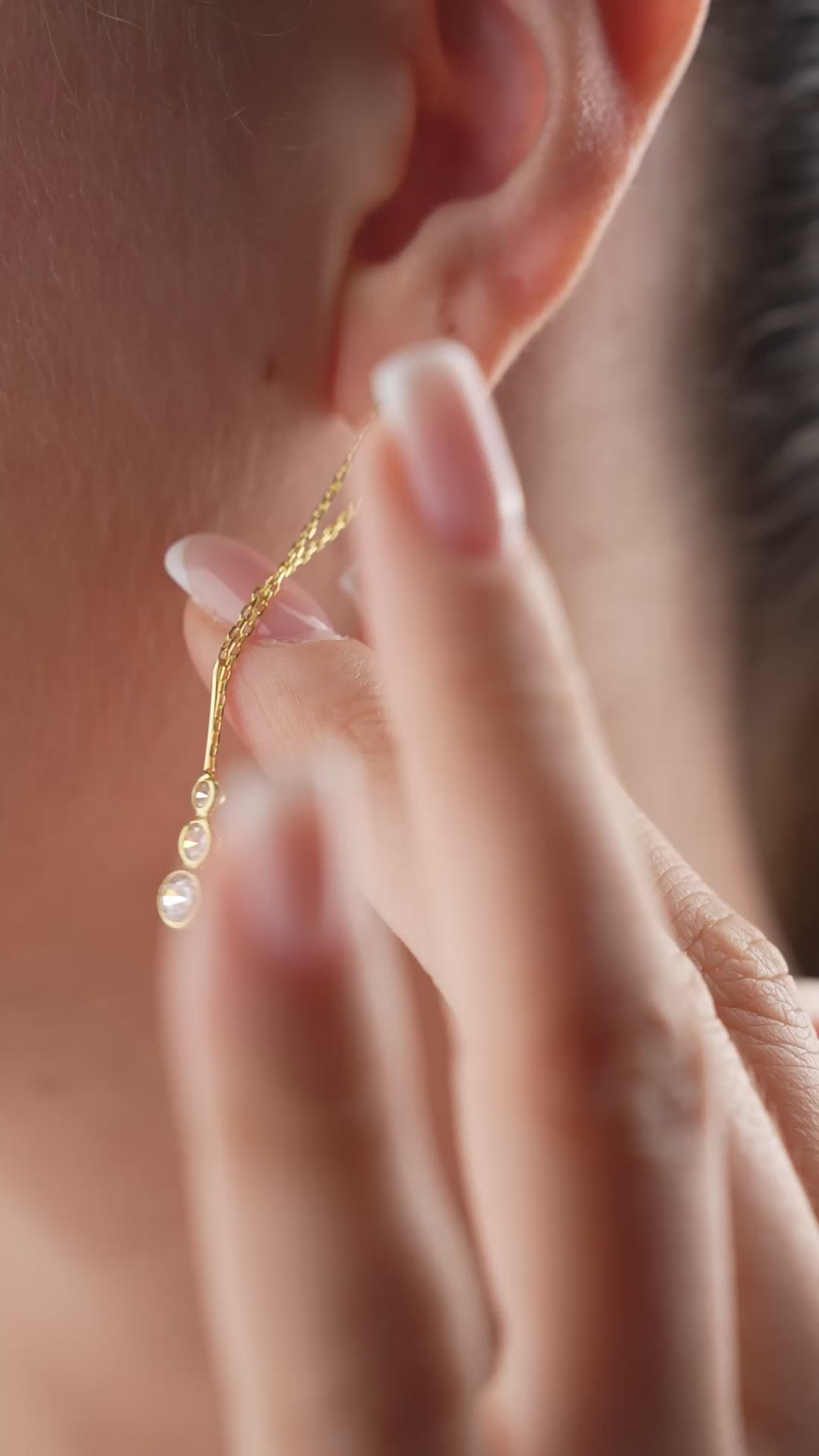 FIONA HÄNGANDE ZIRCONIA ÖRHÄNGA | 925 SILVER