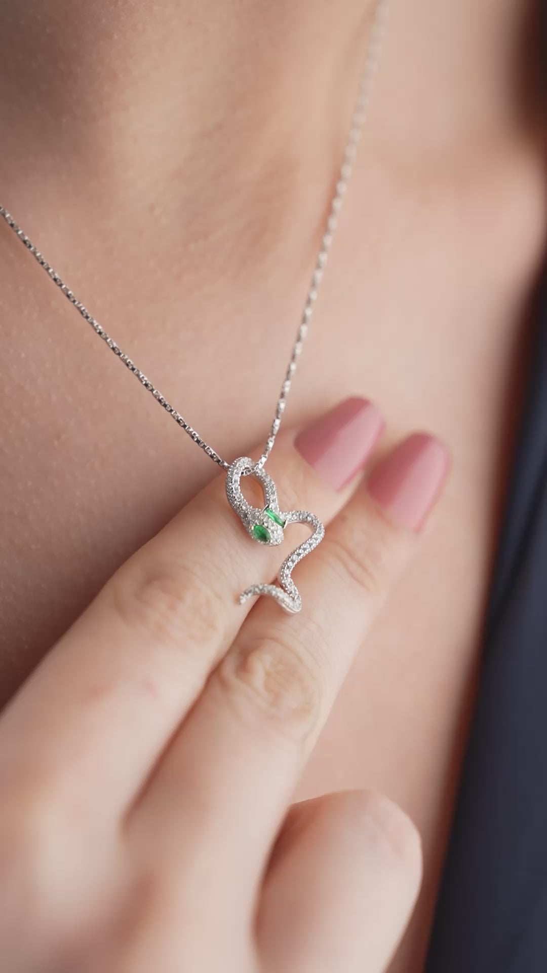 GRÖNT ORMHALSHALSBRÅD | 925 SILVER