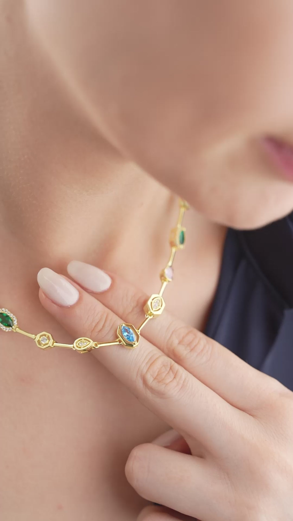 FÄRGRIKT BIJOU KRAGE | 925 SILVER