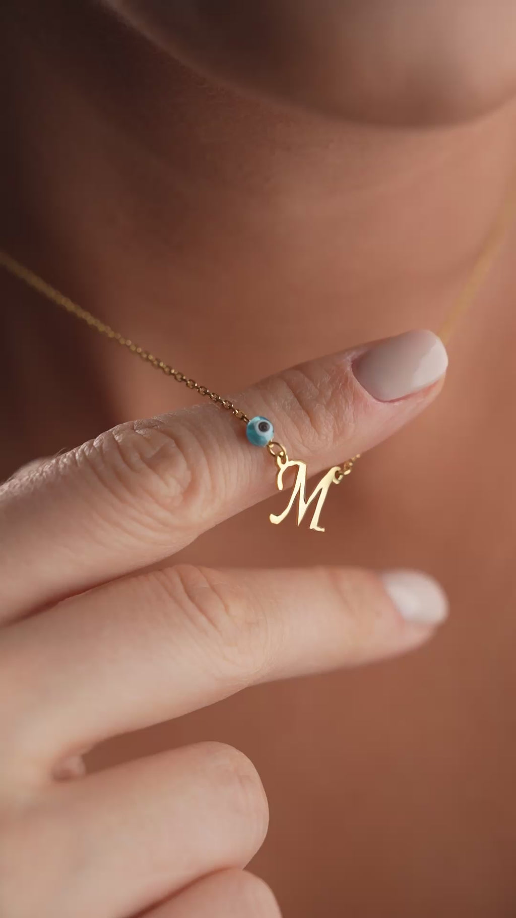 BREV KRAGE MED BLÅT ÖGON | 925 SILVER